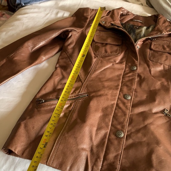 ⭐️SOLD Danier - Vintage Leather Jacket - Picture 7 of 8